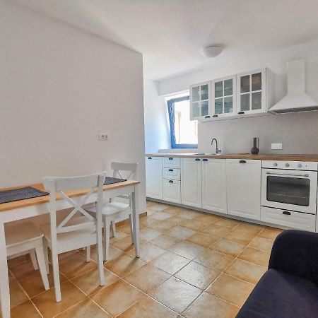 Apartment Muretto Bašanija 外观 照片